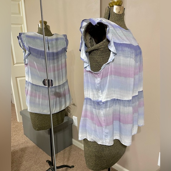 Anthropologie Cloth & Stone Blue Tie Dye Flutter Sleeve Boho Top Tiered Romantic - Picture 3 of 10